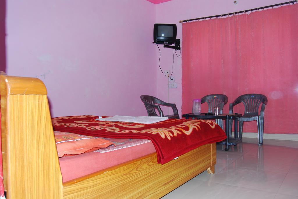Hotel Shiv Ganga Rishīkesh Zewnętrze zdjęcie