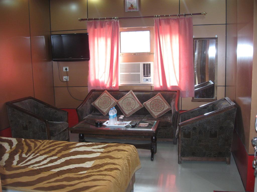 Hotel Shiv Ganga Rishīkesh Pokój zdjęcie