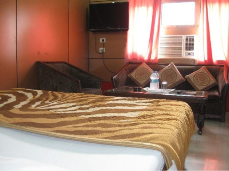 Hotel Shiv Ganga Rishīkesh Zewnętrze zdjęcie